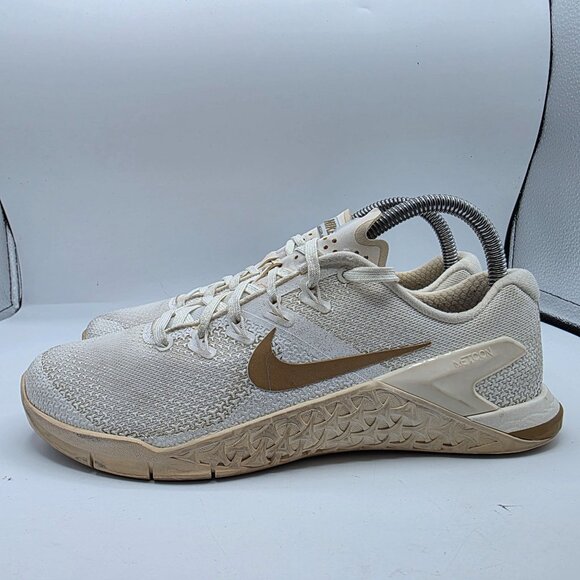 Nike Metcon 4 Womens Size 8 Champagne Metallic Gold Training Shoes Casual Walk - Picture 13 of 13